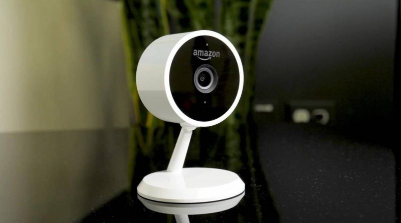 Funcionários da Amazon veem vídeos de câmeras de segurança de usuários